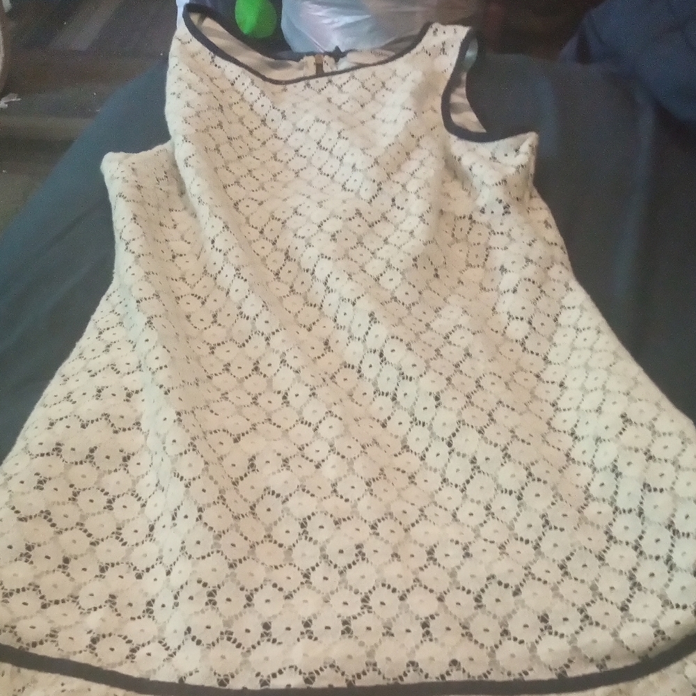 J. Taylor size 6 lace over striped white a d navy sleeveless knee length dress